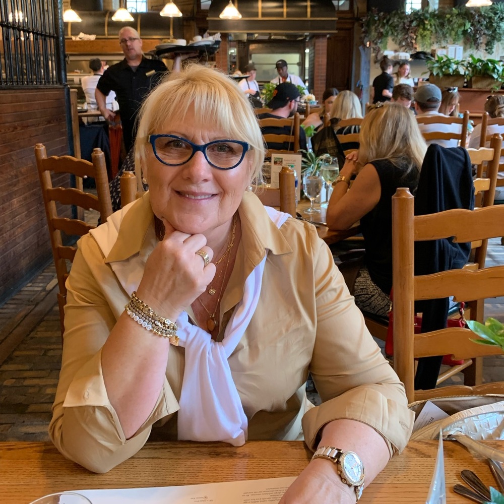 Meet your Posher, Dorthe